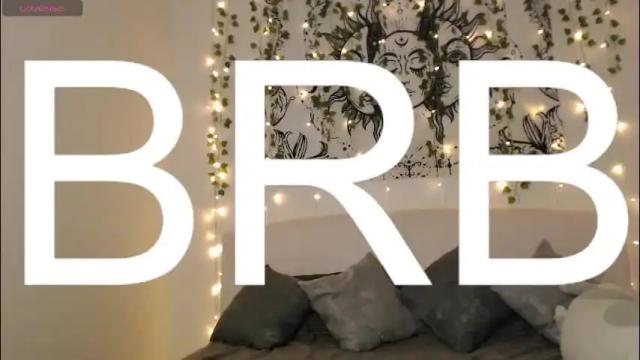 Image 8 of mandymilson Stream on Chaturbate on 2 months ago