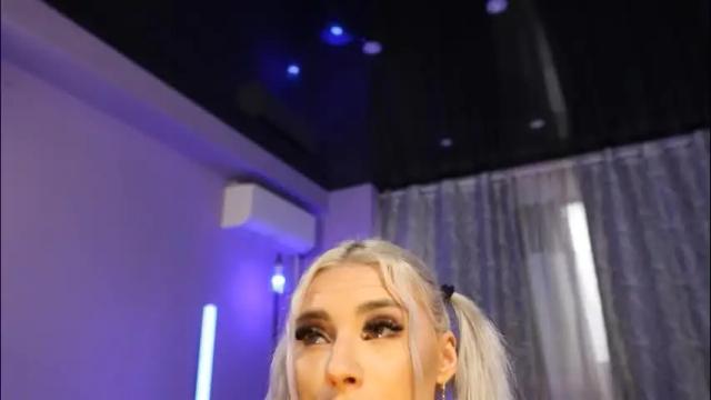 Image 4 of mandypeas Stream on Chaturbate on 2 months ago