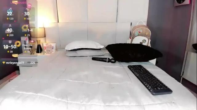 Image 6 of manellyksparklee Stream on Chaturbate on 1 month ago