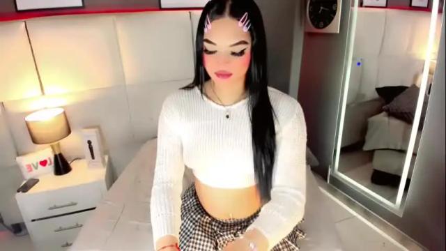 Image 6 of manellyksparklee Stream on Chaturbate on 1 month ago