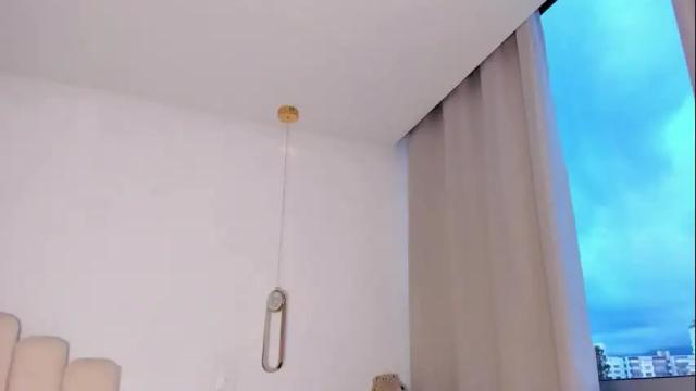 Image 2 of manelyk_10 Stream on Chaturbate on 9 days ago