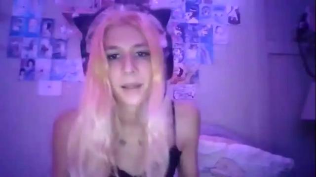 Image 4 of manicpixie666 Stream on Chaturbate on 19 months ago