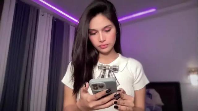 Image 8 of manika21 Stream on Chaturbate on 23 days ago
