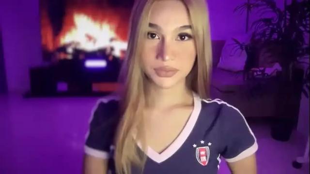 Image 7 of manika21 Stream on Chaturbate on 1 month ago