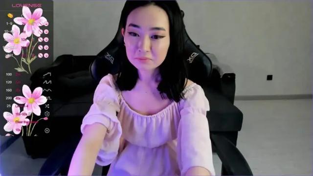 Image 8 of manilluv Stream on Chaturbate on 15 months ago
