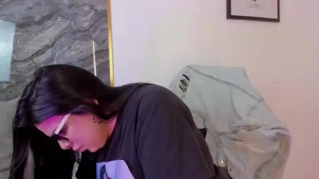 Image 3 of mannee_ Stream on Chaturbate on 22 months ago