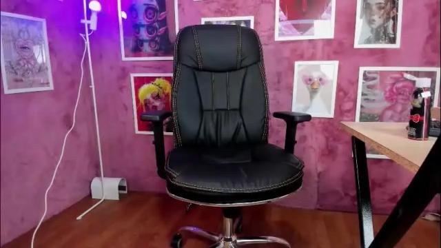 Image 8 of mantis_wine Stream on Chaturbate on 5 months ago