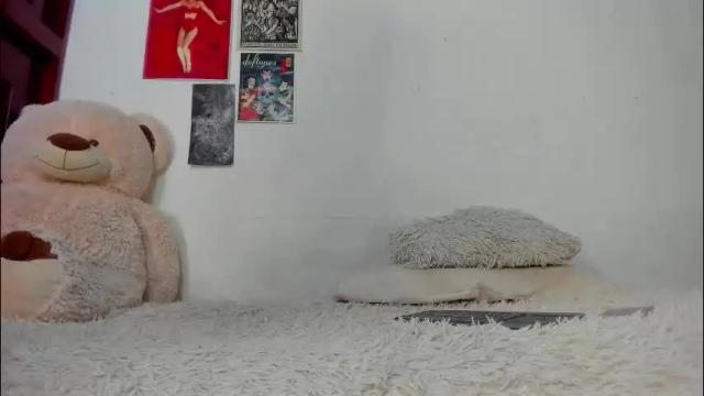 Image 2 of mantis_wine Stream on Chaturbate on 1 month ago