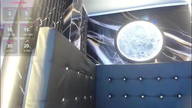 Image 4 of mantis_wine Stream on Chaturbate on 15 days ago