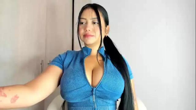 Image 3 of manuela_anderson Stream on Chaturbate on 1 month ago