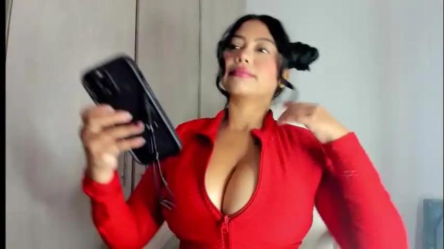 Image 2 of manuela_anderson Stream on Chaturbate on 26 days ago