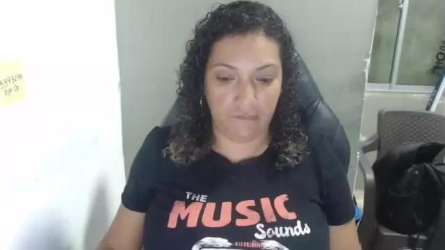 Image 10 of manuela_diaz05 Stream on Chaturbate on 15 months ago