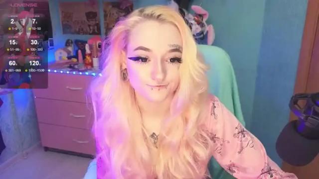 Image 3 of manuela_unicorn Stream on Chaturbate on 14 months ago