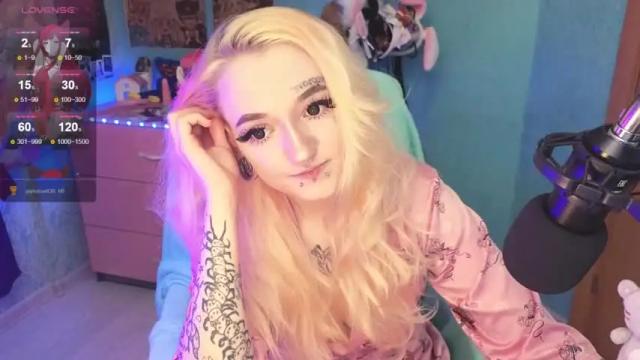 Image 8 of manuela_unicorn Stream on Chaturbate on 14 months ago