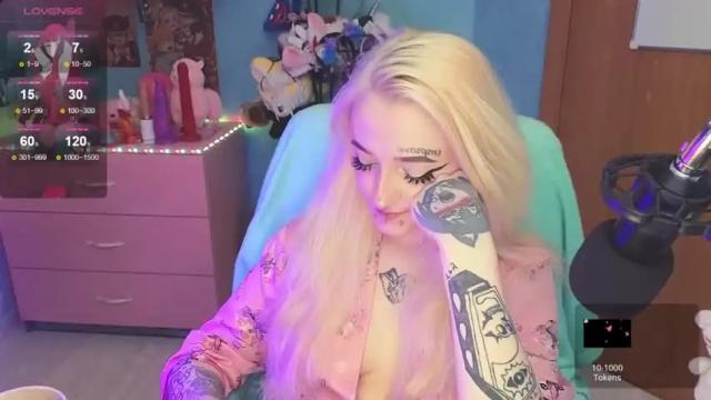 Image 7 of manuela_unicorn Stream on Chaturbate on 14 months ago