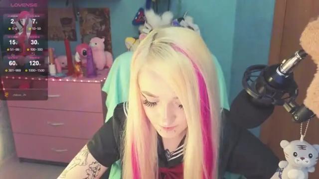 Image 4 of manuela_unicorn Stream on Chaturbate on 13 months ago