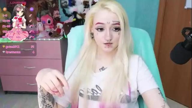 Image 2 of manuela_unicorn Stream on Chaturbate on 2 months ago