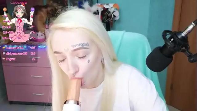 Image 6 of manuela_unicorn Stream on Chaturbate on 2 months ago