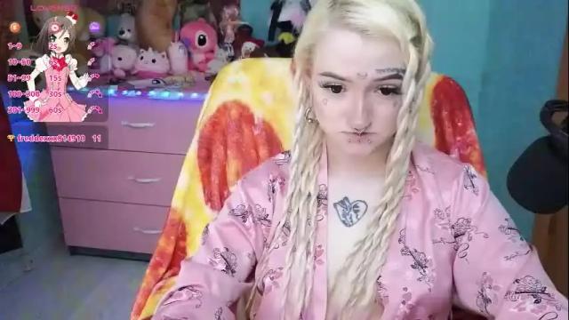 Image 12 of manuela_unicorn Stream on Chaturbate on 1 month ago