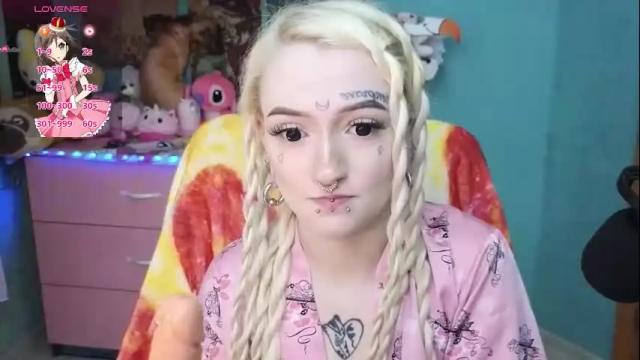 Image 3 of manuela_unicorn Stream on Chaturbate on 1 month ago
