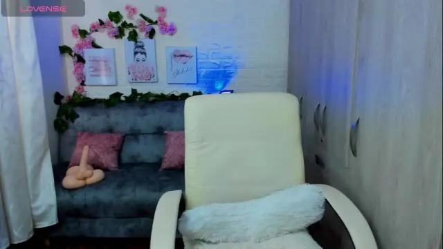 Image 2 of manuella_collins Stream on Chaturbate on 1 month ago