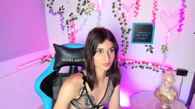 Image 10 of mara_friendboy Stream on Chaturbate on 12 months ago