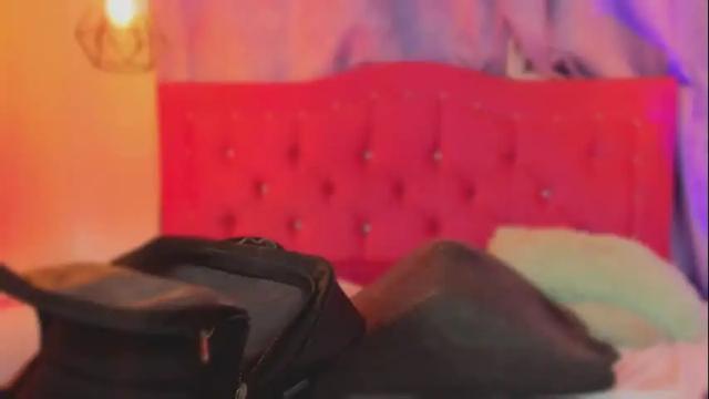 Image 10 of mara_friendboy Stream on Chaturbate on 2 months ago