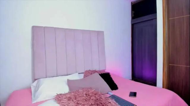 Image 2 of mara_sans Stream on Chaturbate on 25 days ago