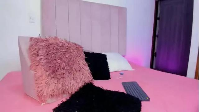 Image 12 of mara_sans Stream on Chaturbate on 15 days ago
