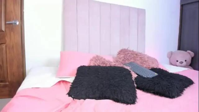 Image 3 of mara_sans Stream on Chaturbate on 1 month ago