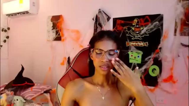 Image 8 of mara_summer Stream on Chaturbate on 4 days ago