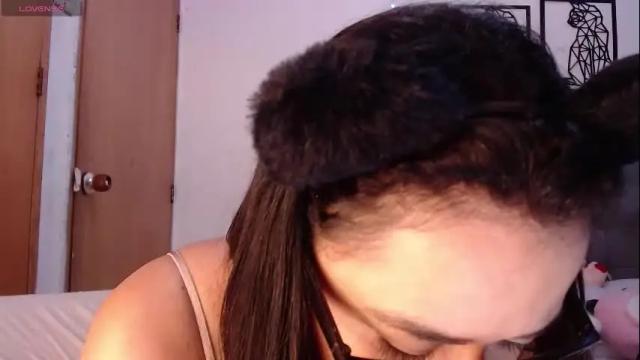 Image 3 of maraa_lee Stream on Chaturbate on 12 days ago