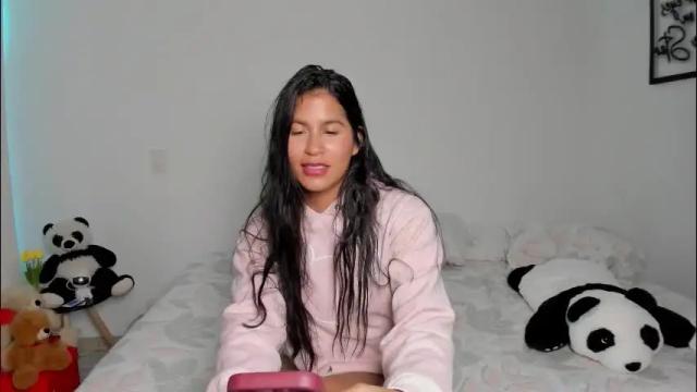 Image 7 of maragirl Stream on Chaturbate on 23 days ago