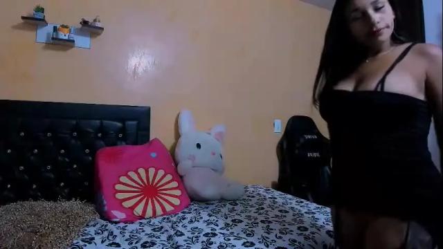 Image 6 of marce_hot20 Stream on Chaturbate on 1 month ago