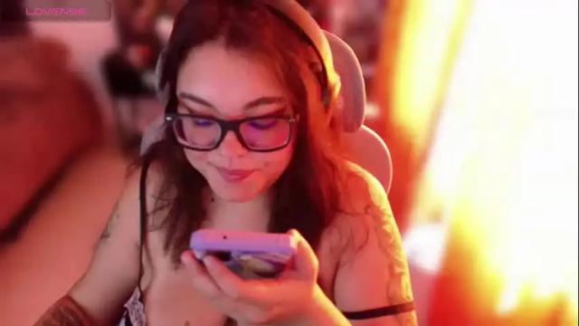 Image 7 of marcela2101 Stream on Chaturbate on 3 months ago