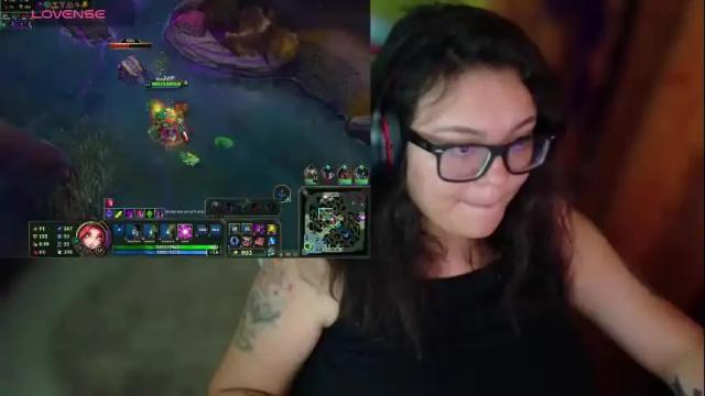 Image 3 of marcela2101 Stream on Chaturbate on 3 months ago