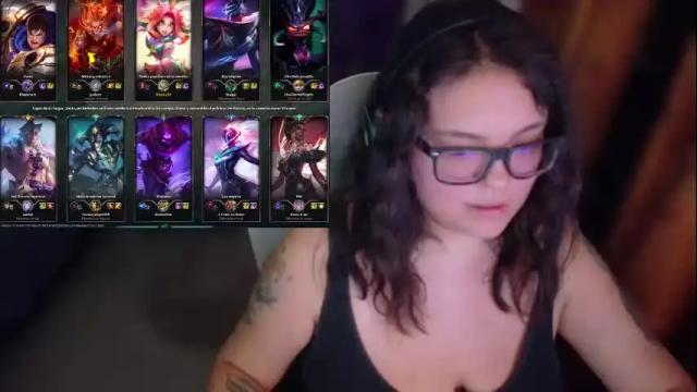 Image 3 of marcela2101 Stream on Chaturbate on 2 months ago