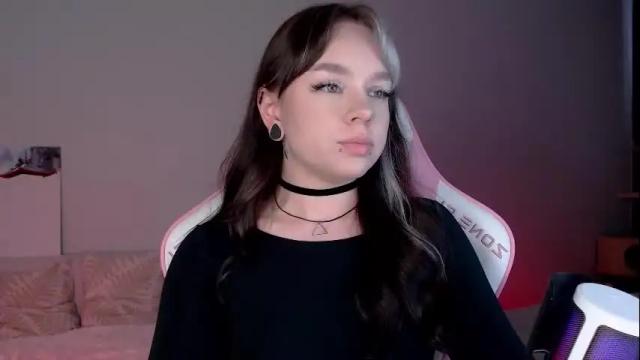 Thumbnail 1, marceline_red's Stream at Chaturbate, 1 hour ago