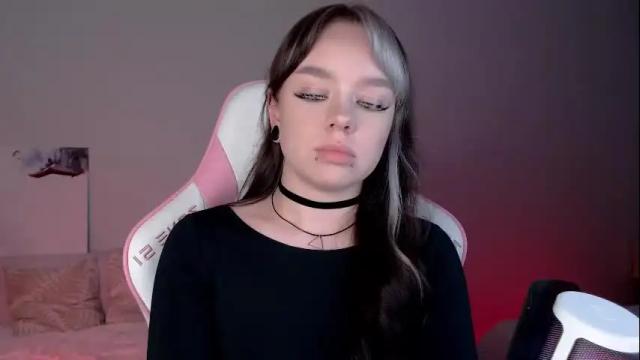 Image 10 of marceline_red Stream on Chaturbate on 6 hours ago