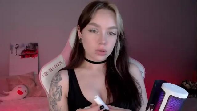 Image 12 of marceline_red Stream on Chaturbate on 3 months ago