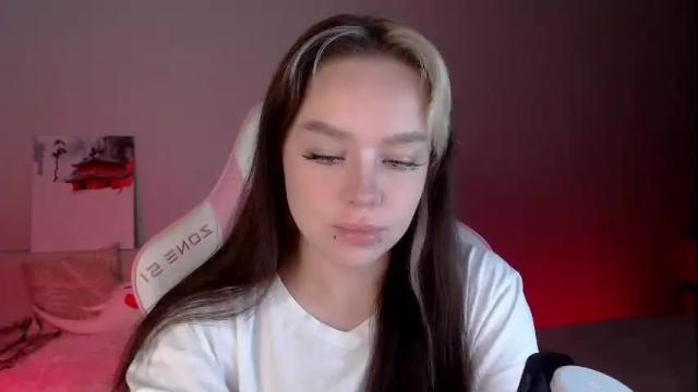 Image 6 of marceline_red Stream on Chaturbate on 3 months ago