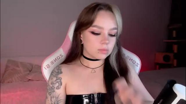 Image 6 of marceline_red Stream on Chaturbate on 2 months ago