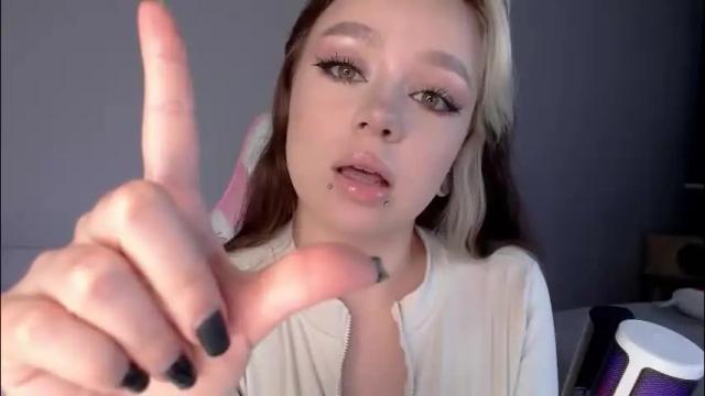 Image 4 of marceline_red Stream on Chaturbate on 2 months ago