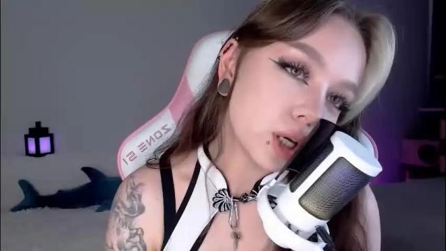 Image 7 of marceline_red Stream on Chaturbate on 2 months ago