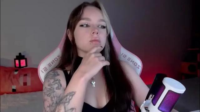 Image 10 of marceline_red Stream on Chaturbate on 2 months ago
