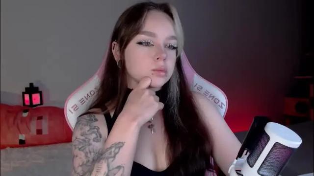 Image 12 of marceline_red Stream on Chaturbate on 2 months ago