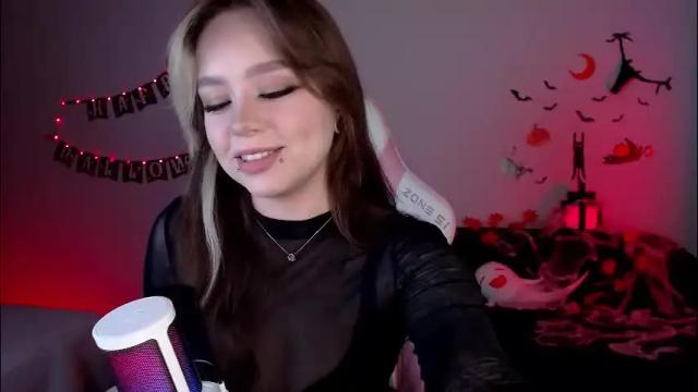 Image 6 of marceline_red Stream on Chaturbate on 2 months ago
