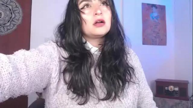 Image 4 of marceline_uu Stream on Chaturbate on 1 month ago