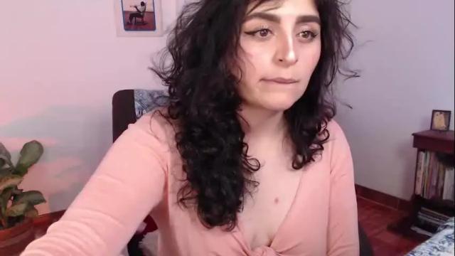 Image 3 of marceline_uu Stream on Chaturbate on 17 days ago