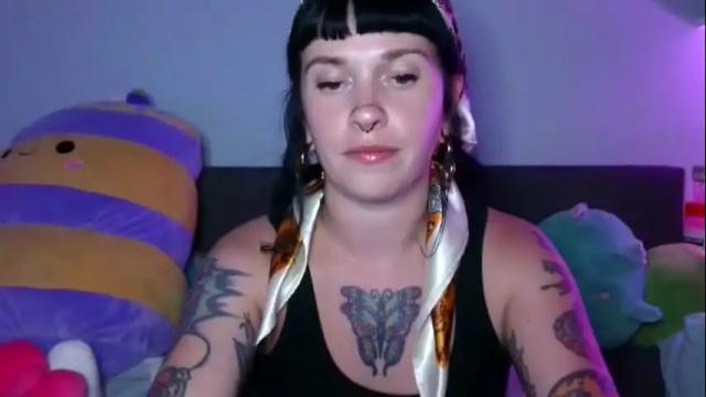 Image 7 of marcelinealtaria Stream on Chaturbate on 2 months ago